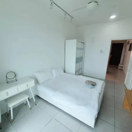 Jovial Modern Cozy Homestay 'Meritus Perai Exterior photo
