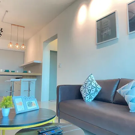 Jovial Modern Cozy Homestay 'Meritus Perai Exterior photo