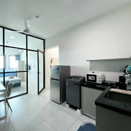 Jovial Modern Cozy Homestay 'Meritus Perai Exterior photo