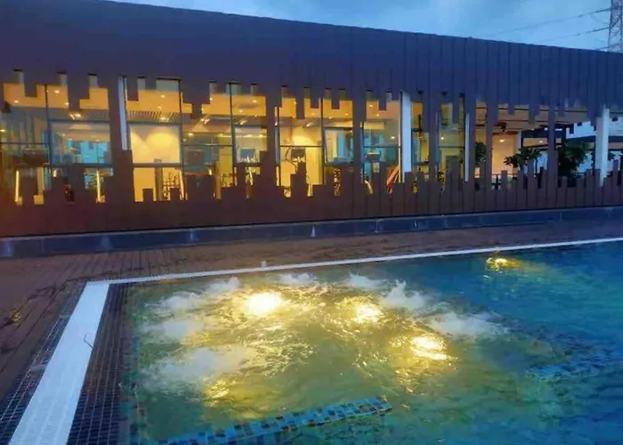 Jovial Modern Cozy Homestay \'Meritus Perai