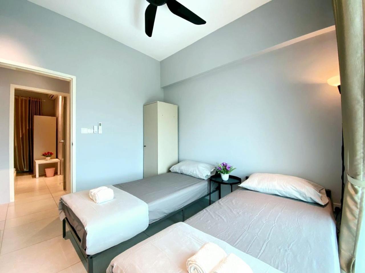 Apartment Jovial Modern Cozy 'meritus Perai