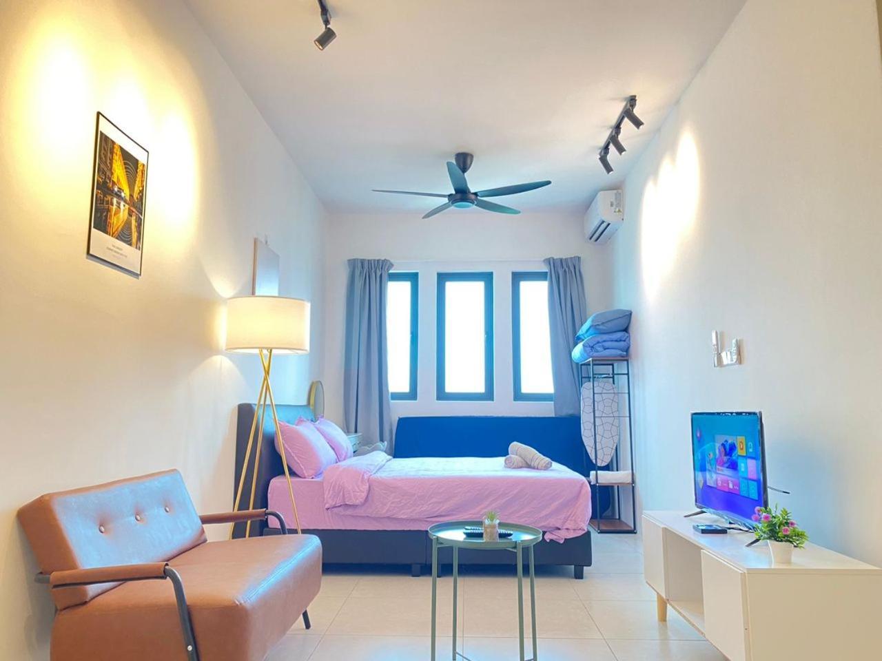 Apartment Jovial Modern Cozy 'meritus