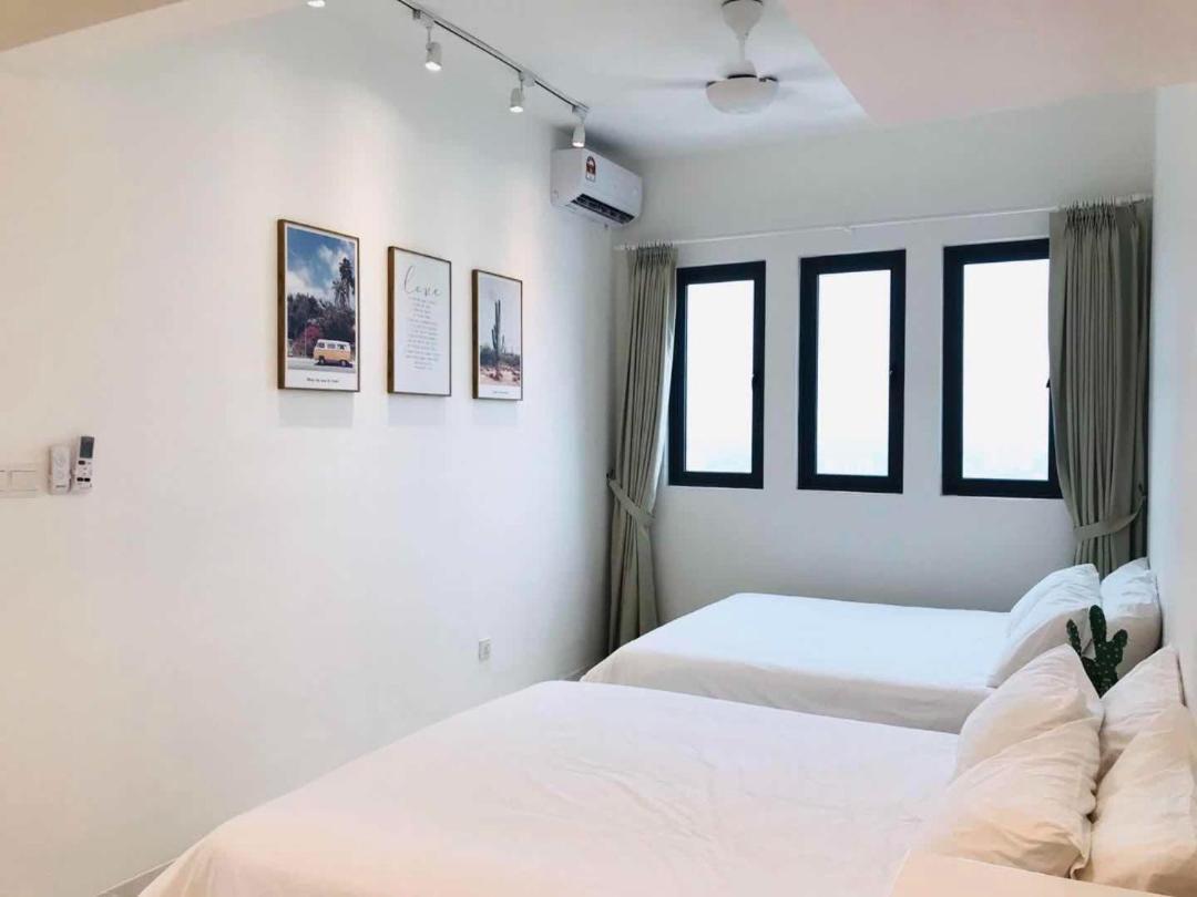 Jovial Modern Cozy 'meritus Apartment *