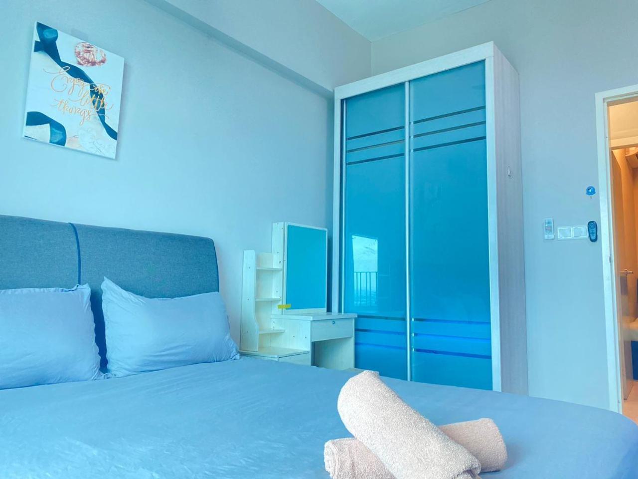 Jovial Modern Cozy 'meritus Perai
